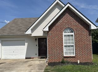 137 Berele Shepsele Ln, La Vergne, TN 37086