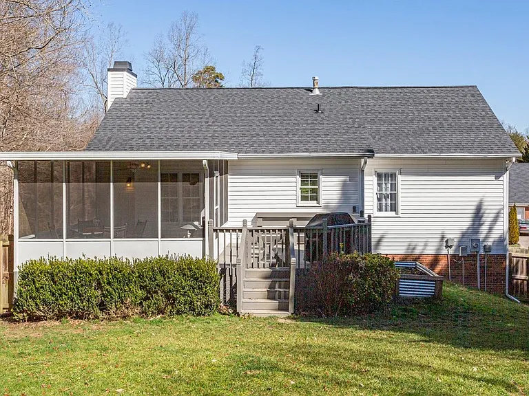 5603 Pinetuck Rd — Photo 3