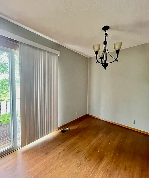 710 Katherine Ave — Photo 3
