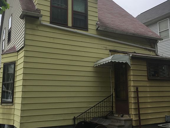 2nd image of 11017 Primrose Ave
