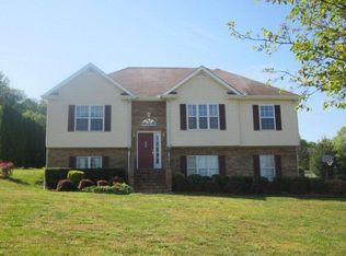 3351 Timber View Ln, Cookeville, TN 38506