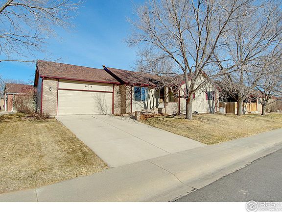 2nd image of 608 Hemlock Dr
