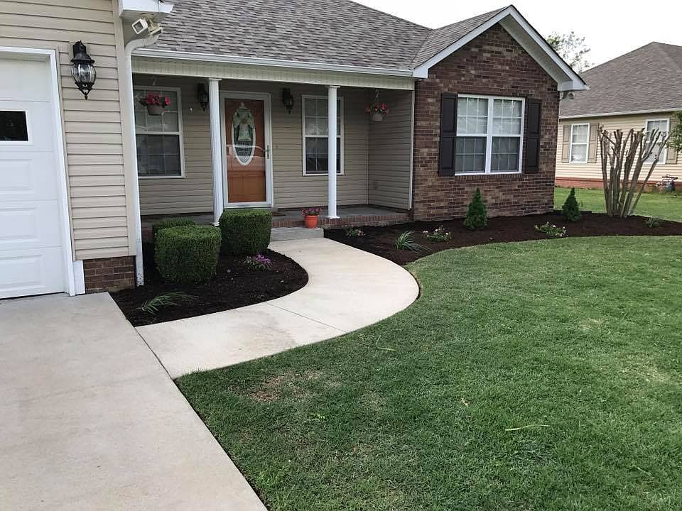 1st image of 195 Benjamin Dr