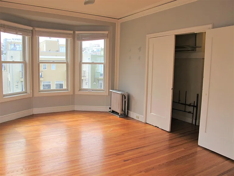 1631 Chestnut St #14 — Photo 17