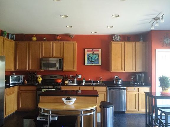 3rd image of 762 Thornbury Ct #762