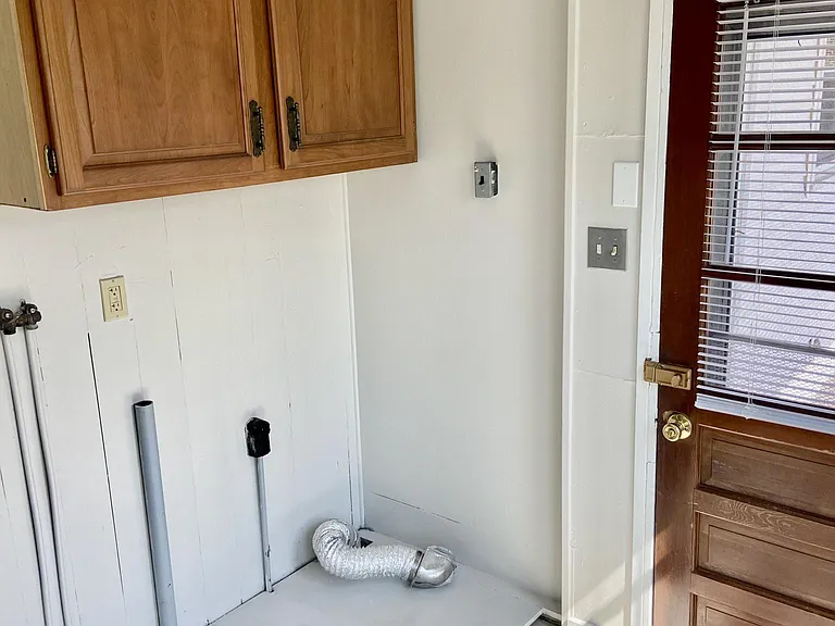 518 Main St #1 — Photo 21