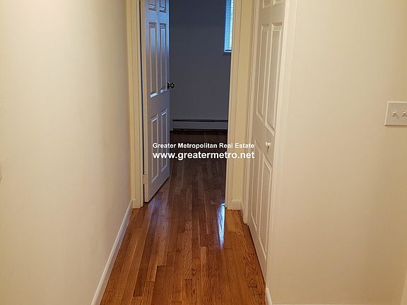 4th image of 7-9 Holmes St #3C
