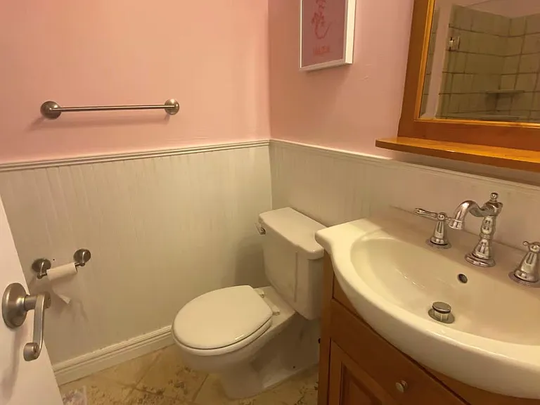 100 W Broadway #2P — Photo 9