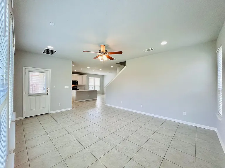 1156 Capra Ln — Photo 32