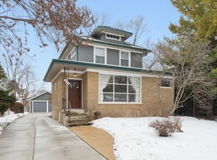 369 Addison Rd, Riverside, IL 60546