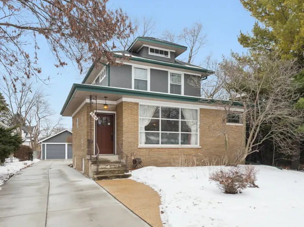 369 Addison Rd, Riverside, IL 60546