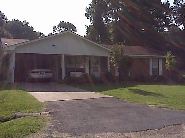 1st image of 16 Holly St
