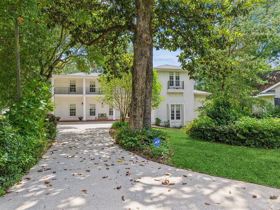 1st image of 4302 Hidden Lakes Dr