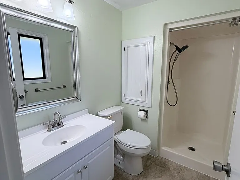 6388 Doral Dr SE — Photo 16