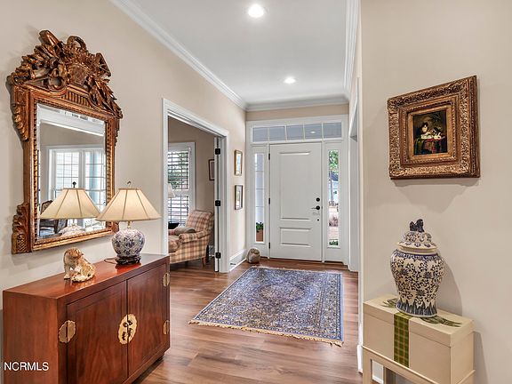 3rd image of 3027 Aston Lane