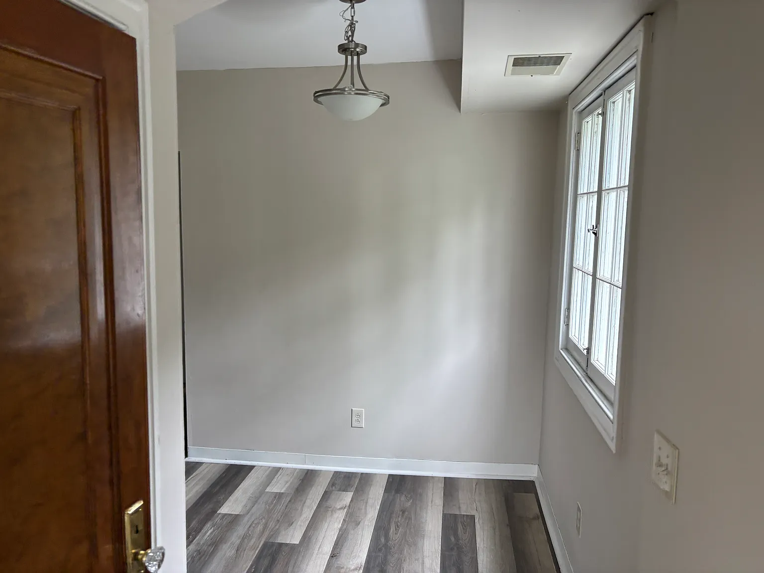 1 bed, $700 — Photo 3