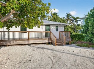 1171 Seagrape Ln, Sanibel, FL 33957