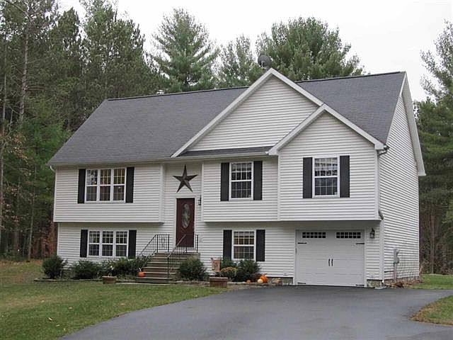 1st image of 47 Barrington Dr