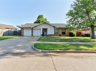 1705 SE 7th St, Moore, OK 73160