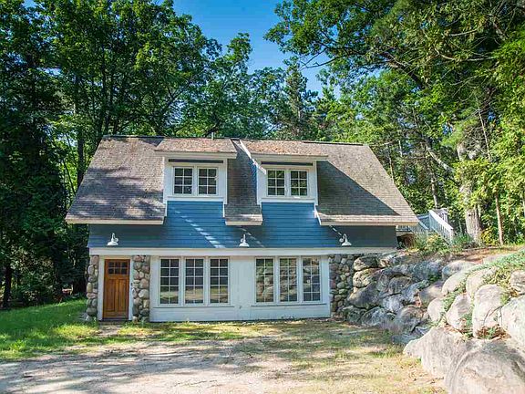 2nd image of 3121 Forest Beach Trl