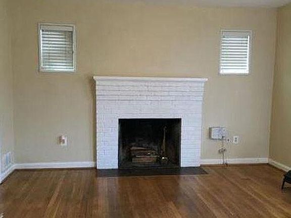 5th image of 3942 Fairview Dr