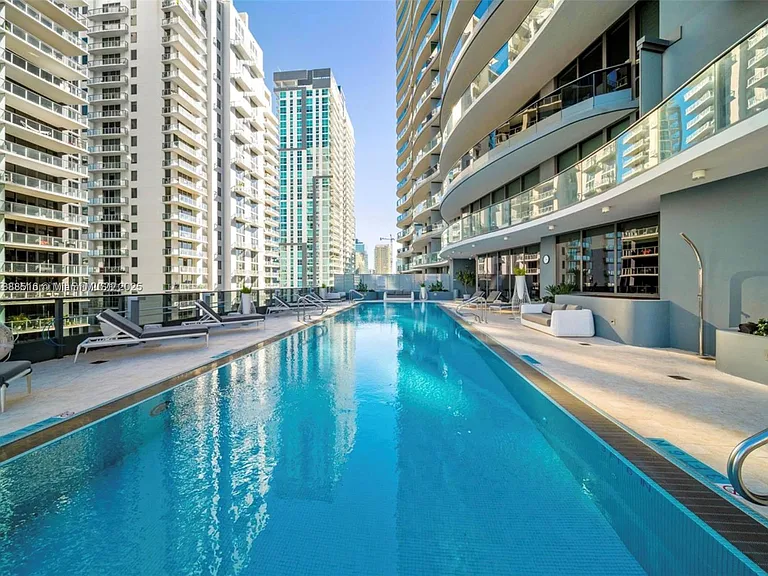 1000 Brickell Plz #3508 — Photo 14