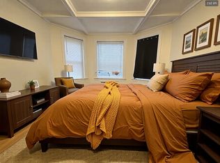 73A Thatcher St #201, Brookline, MA 02446