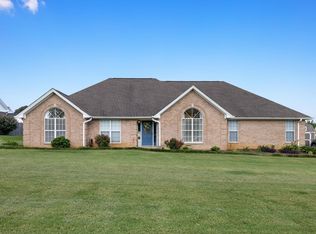 532 Oakview Cir, Killen, AL 35645