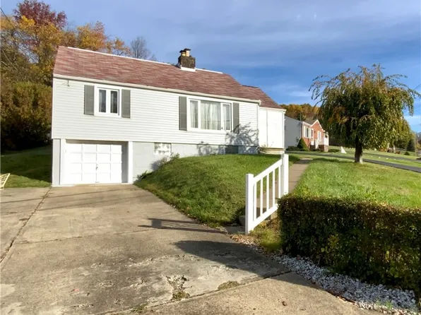 3556 Ridgeway Dr, Bethel Park, PA 15102
