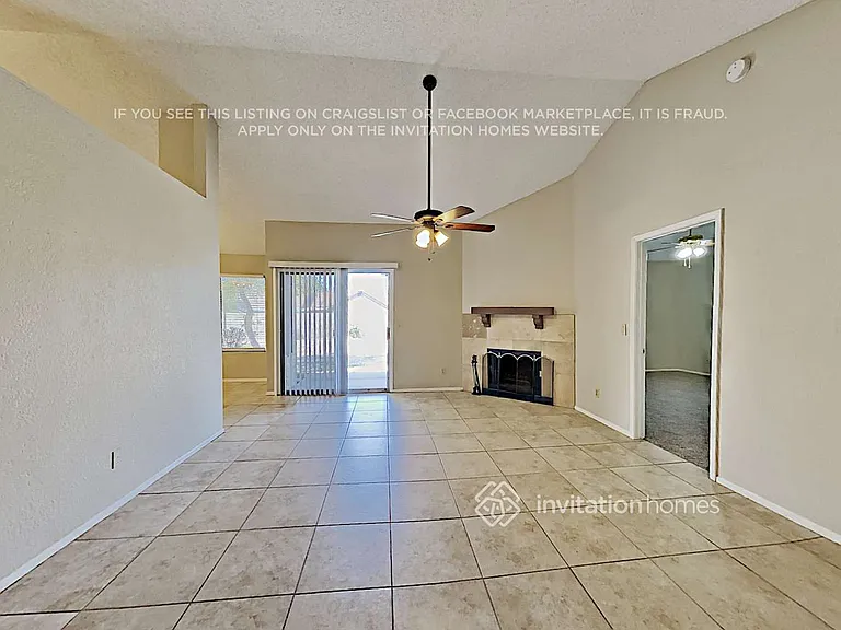13020 N 55th Dr — Photo 4