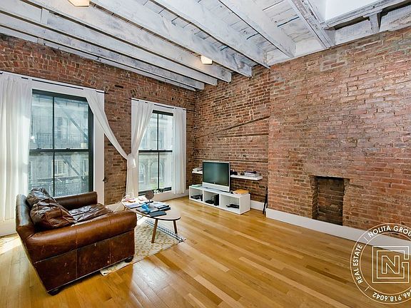 4th image of 84 Franklin St Penthouse Fr
