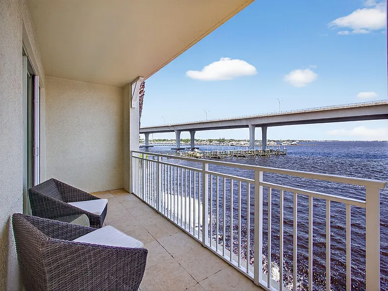 275 NW Flagler Ave #204 — Photo 33