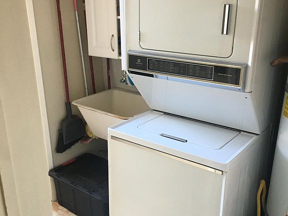 5th image of 1750 Martina Ave APT D