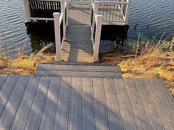 3rd image of 1706 S Kings Rd