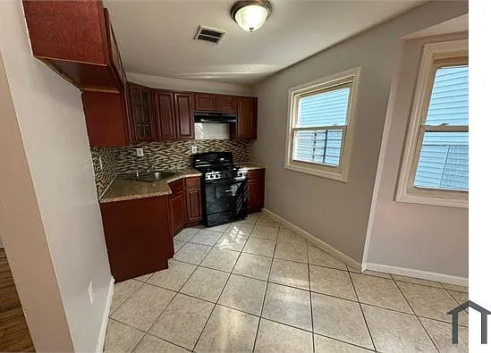 784 S 19th St #3 — Photo 1