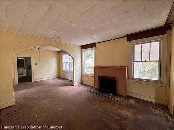4th image of 1031 E Dinner Lake Dr