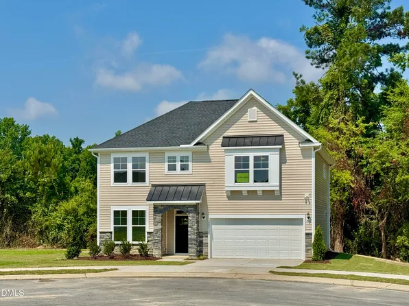 409 Pecan Valley Way, Four Oaks, NC 27524