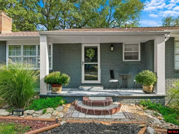 199 W Wade Ave, Mountain Home, AR 72653