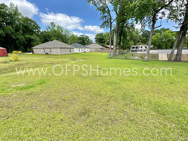 188 Park Ln — Photo 24