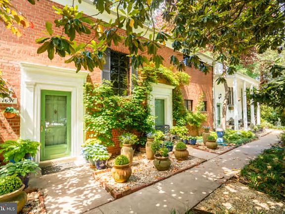 4th image of 1647 Preston Rd