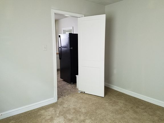 3rd image of 203 Marlin Dr