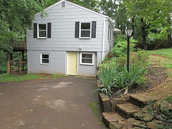 3rd image of 1516 Whitower Dr