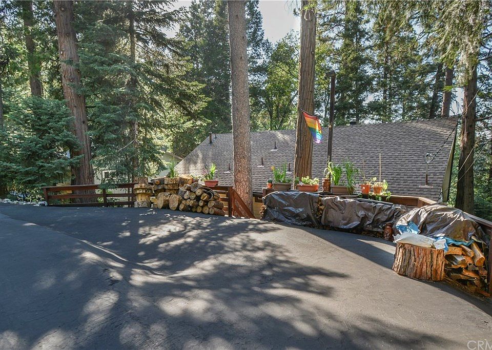 1st image of 24772 Bernard Dr