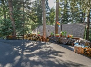 24772 Bernard Dr, Crestline, CA 92325