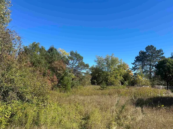 Knoke St, Gresham, WI 54128