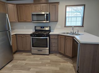 77 Mulberry #77, Belleville, MI 48111