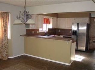 2440 N Bromfield Cir, Wichita, KS 67226