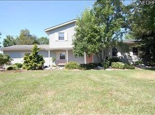 3805 Dresden Rd, Zanesville, OH 43701