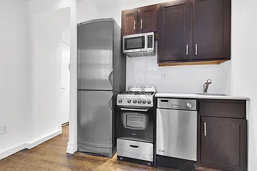 Rented by Cooper & Cooper Real Estate