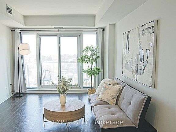 3rd image of 195 Besserer St #2604